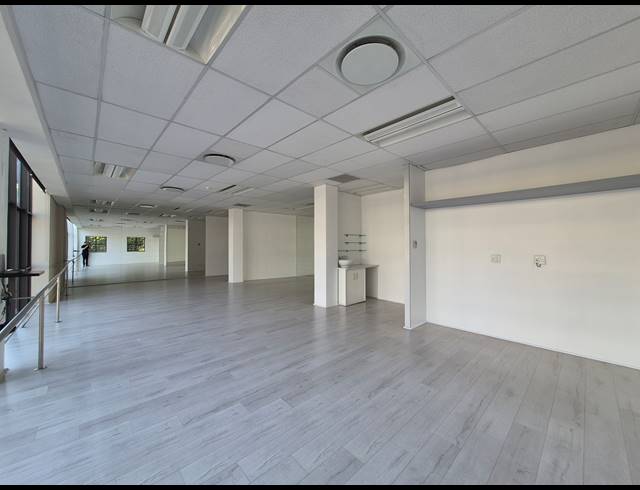 135M² OFFICE TO LET IN ILLOVO